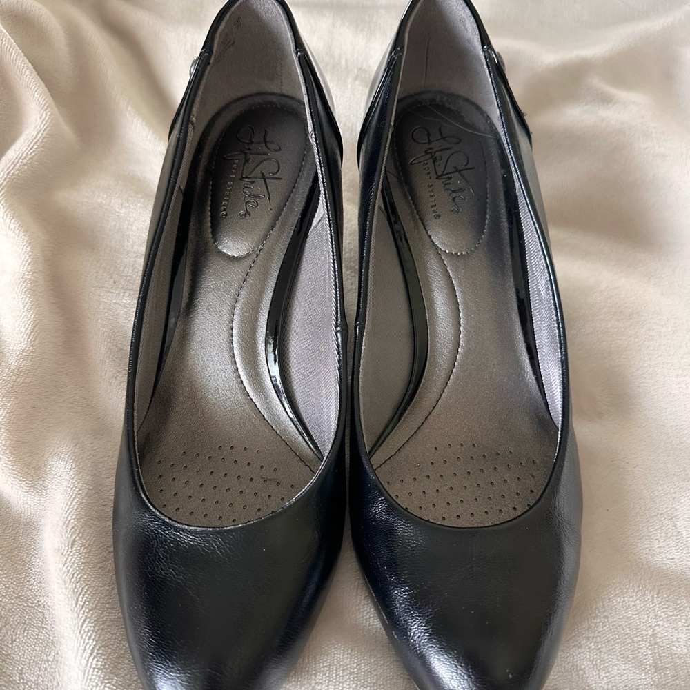 Life Stride Black Women's Heels